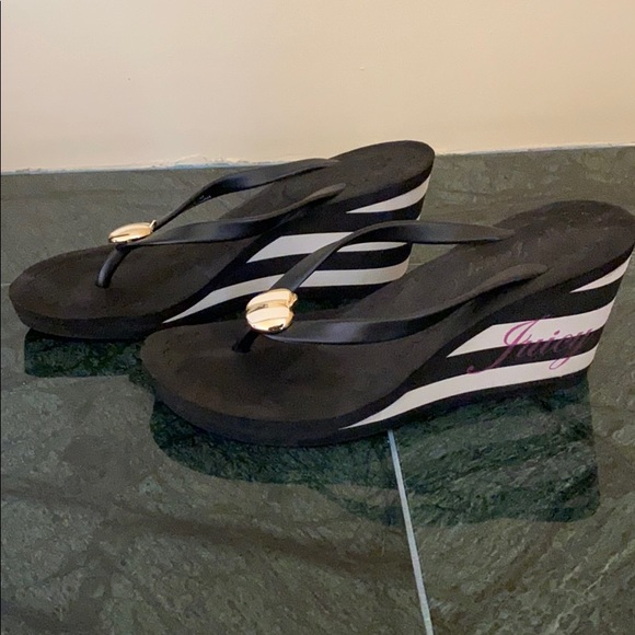 Juicy Couture Flip Flop Wedge - Picture 1 of 2